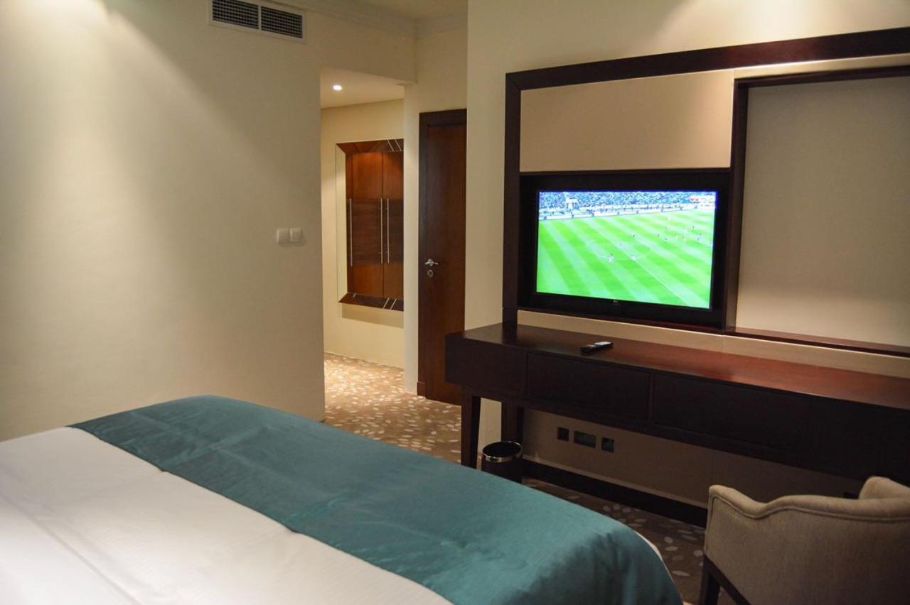 Grand Mercure Hotel دبي المظهر الخارجي الصورة